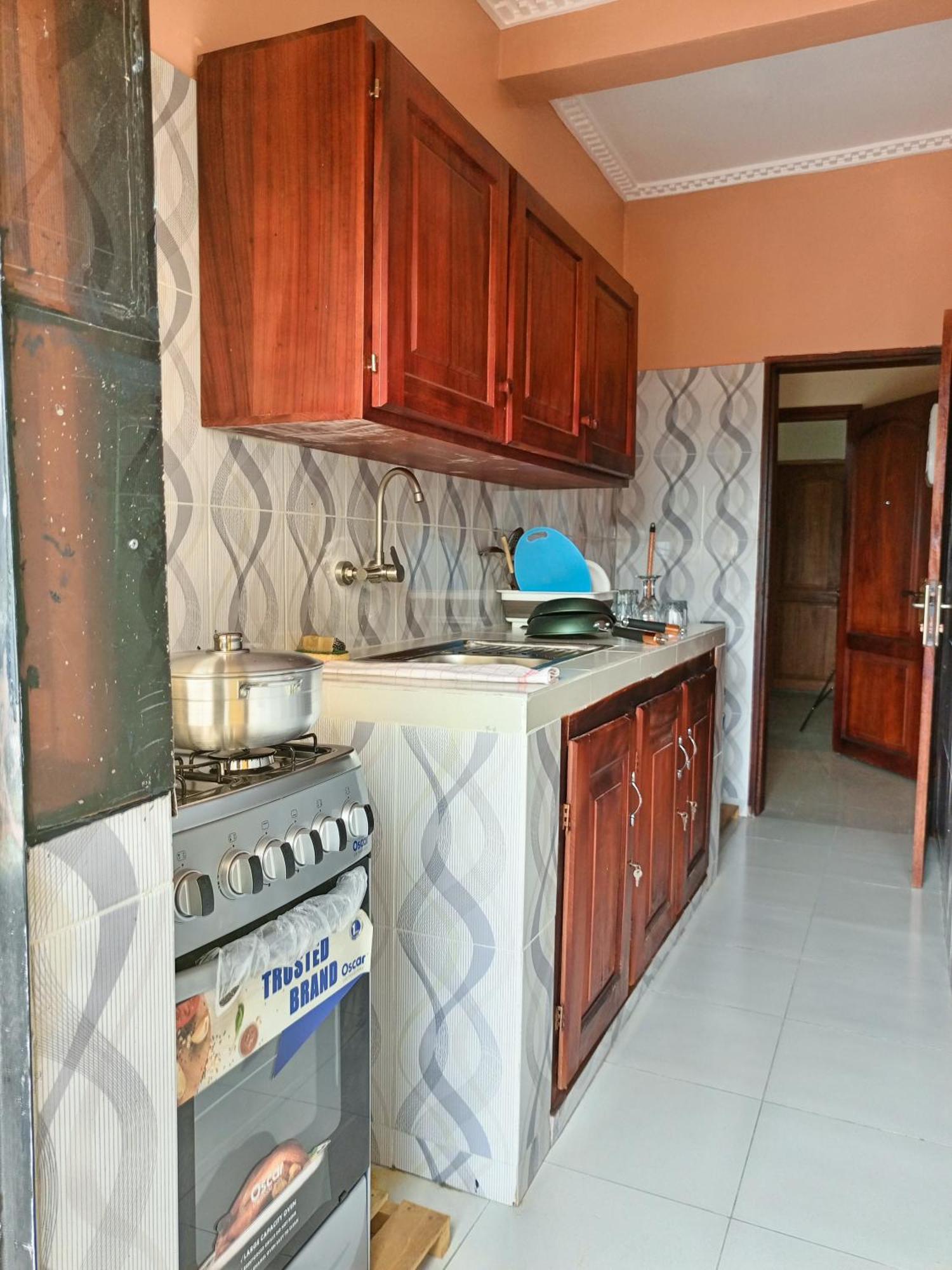 Residence Des 7 Collines Яунде Экстерьер фото
